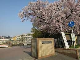 近くの大津市立膳所小学校まで451m(徒歩6分)