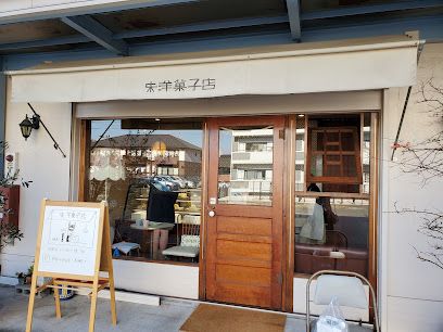 近くの飲食店まで52m（徒歩1分）