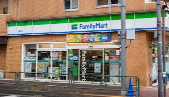 近くのファミリーマート 三鷹南店まで21m（徒歩1分）