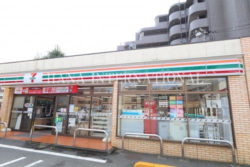 近くのセブンイレブンまで1,399m(徒歩18分)