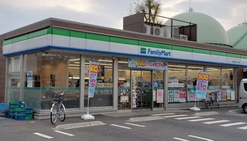 近くのファミリーマート 西東京柳沢二丁目店まで545m(徒歩7分)