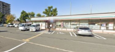 近くのセブンイレブン 大東谷川2丁目店まで417m(徒歩6分)