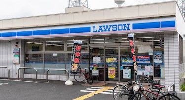 近くのローソン 世田谷北烏山三丁目店まで662m(徒歩9分)