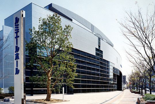 近くの門真市民文化会館ルミエールホールまで394m(徒歩5分)
