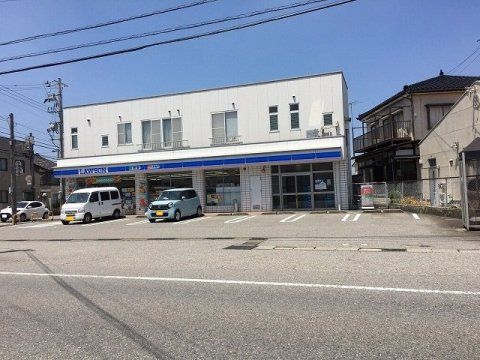 近くのローソン 富山金泉寺店まで750m（徒歩10分）