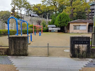近くの西町児童公園まで149m（徒歩2分）