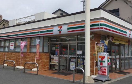 近くのセブンイレブン 大阪東野田町4丁目店まで244m（徒歩4分）