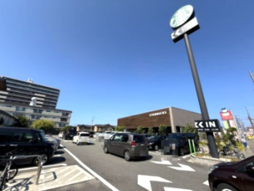 近くのスターバックス 徳島北田宮店まで388m（徒歩5分）