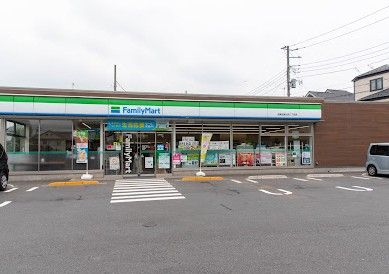 近くのファミリーマート 西東京富士町二丁目店まで476m(徒歩6分)