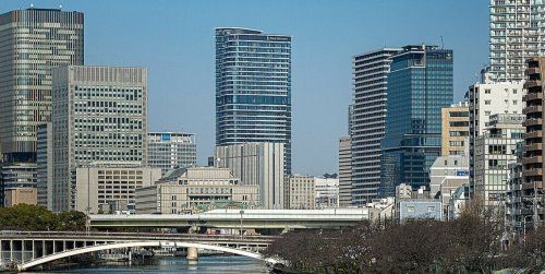 近くのフォーシーズンズホテル大阪まで113m(徒歩2分)