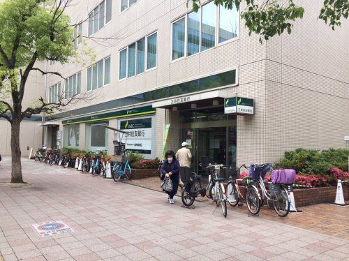 近くの三井住友銀行門真支店まで1,170m(徒歩15分)