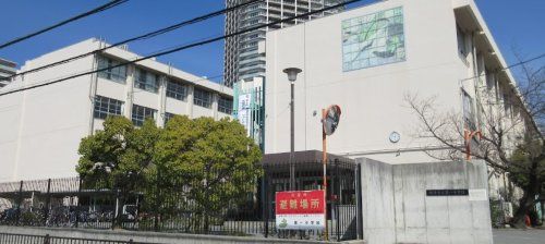 近くの摂津市立第一中学校まで588m(徒歩8分)