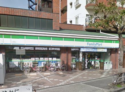 近くのファミリーマート 長柄店まで497m（徒歩7分）