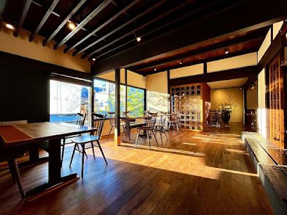 近くのステーキ Ondoまで588m（徒歩8分）