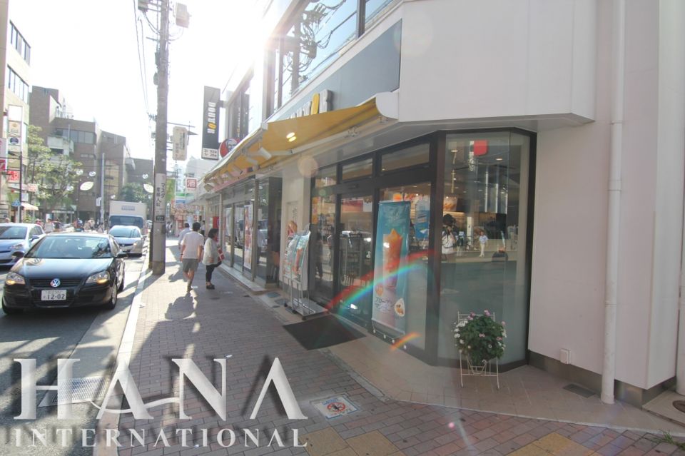 近くのドトールコーヒーショップ金町北口店まで451m（徒歩6分）