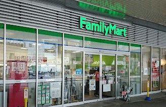 近くのファミリーマート エミオ保谷店まで664m(徒歩9分)