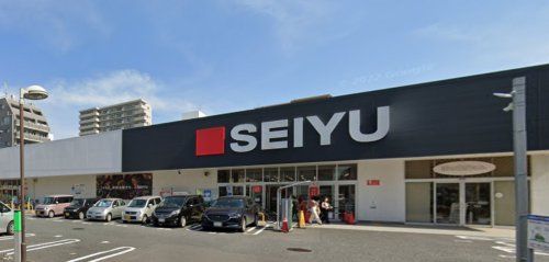 近くの西友草加店まで761m(徒歩10分)