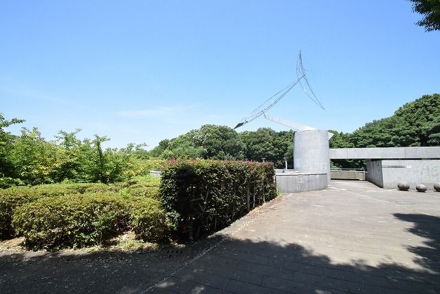近くの茅ヶ崎公園プールまで1,608m（徒歩21分）