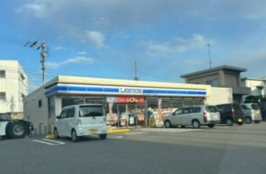 近くのローソン 四国中央川之江町港通店まで898m(徒歩12分)
