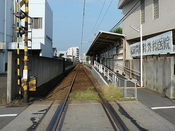 近くの高松琴平電鉄志度線古高松駅まで408m（徒歩6分）