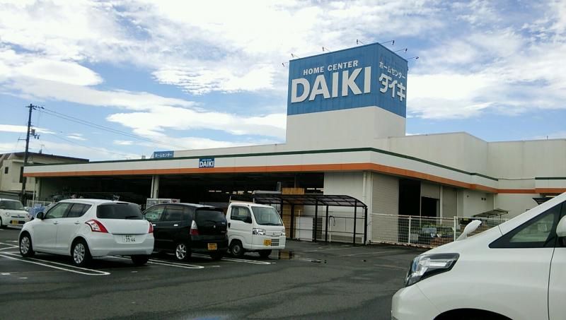 近くのDCM DAIKI(DCMダイキ) 川之江店まで2,595m（徒歩33分）