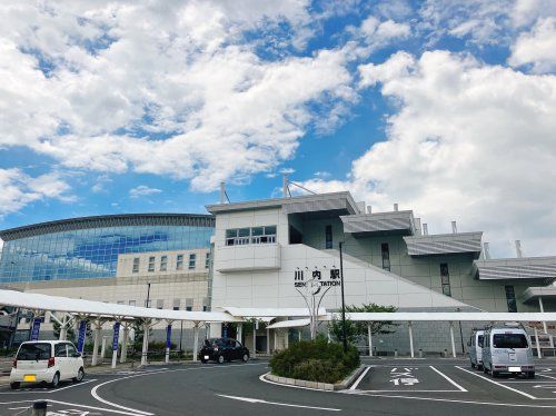 近くの川内駅東口まで1,637m（徒歩21分）