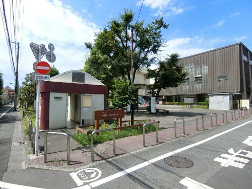 近くの大森西二丁目児童公園まで482m(徒歩7分)