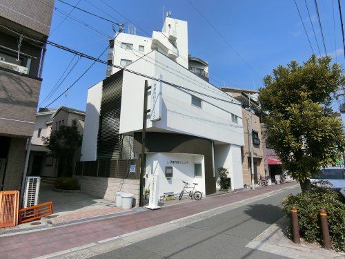 近くの伊東内科クリニックまで947m（徒歩12分）