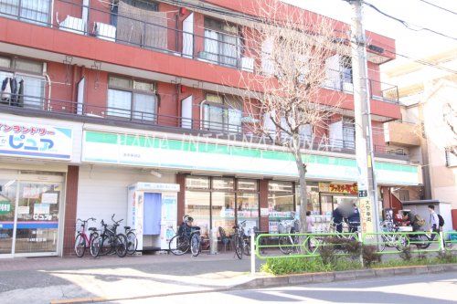 近くのファミリーマート 浜中保谷店まで911m（徒歩12分）