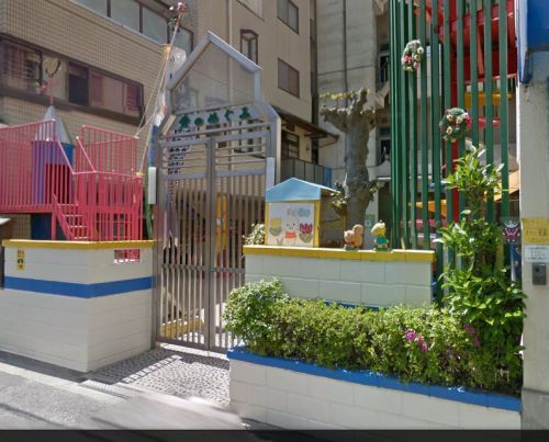 近くの愛の恵幼稚園まで473m（徒歩6分）