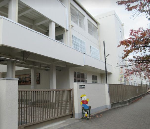 近くの東大阪市立長瀬北小学校まで393m(徒歩5分)