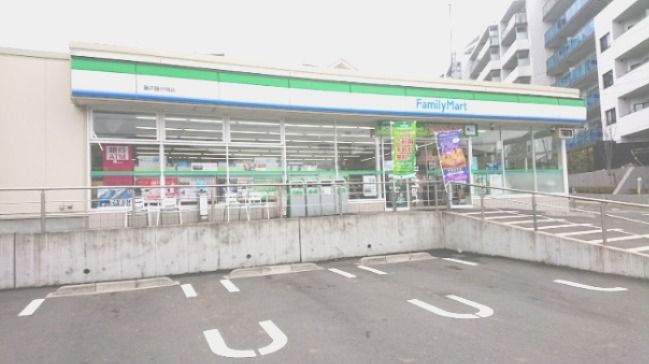 近くのファミリーマート　藤沢藤が岡まで389m（徒歩5分）