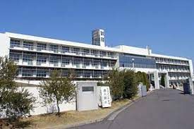 近くの大手前丸亀中学校まで1,376m(徒歩18分)