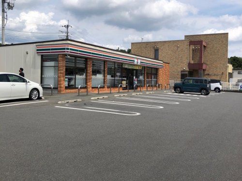 近くのセブンイレブン 大胡樋越店まで820m（徒歩11分）