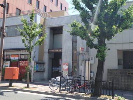 近くの京都小山西花池郵便局まで848m（徒歩11分）