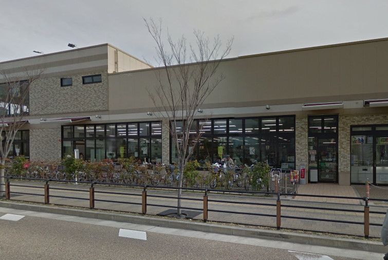 近くのコノミヤ摂津駅前店まで631m(徒歩8分)