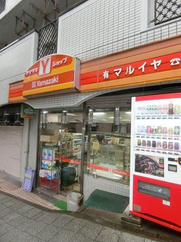 近くのコンビニまで1,252m（徒歩16分）