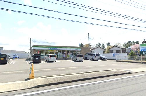 近くのコンビニまで1,389m（徒歩18分）