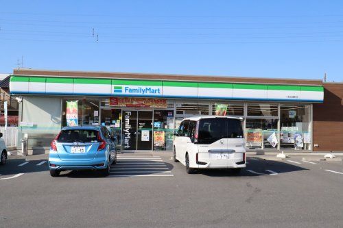 近くのファミリーマート 一宮北浦町店まで992m(徒歩13分)