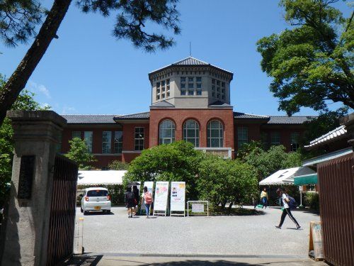 近くの同志社女子大学まで1,341m（徒歩17分）