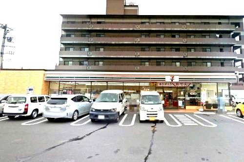 近くのセブンイレブン・横浜朝日町１丁目店まで533m（徒歩7分）