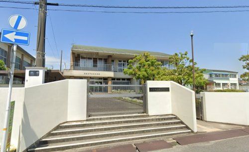 近くの旭丘公民館まで1,326m(徒歩17分)