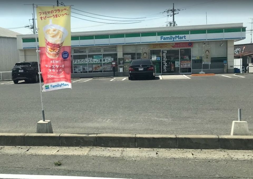 近くのファミリーマート 岡山内尾店まで1,232m(徒歩16分)