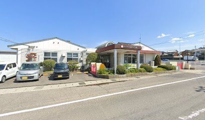 近くの丹生こども園まで366m（徒歩5分）
