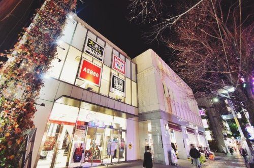 近くのカトレヤプラザ伊勢佐木まで983m(徒歩13分)