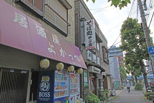 近くのやぶ忠まで255m（徒歩4分）