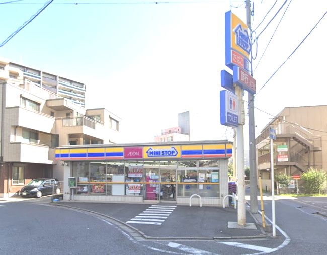 近くのミニストップ 千葉長洲店まで367m（徒歩5分）