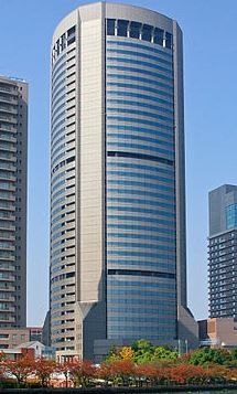 近くの大阪アメニティパークまで437m（徒歩6分）