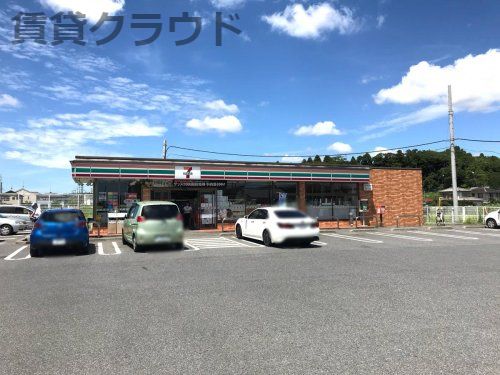 近くのコンビニまで4,955m（徒歩62分）