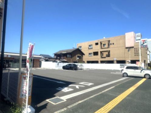 近くのセブンイレブン 徳島佐古七番町店まで1,349m(徒歩17分)